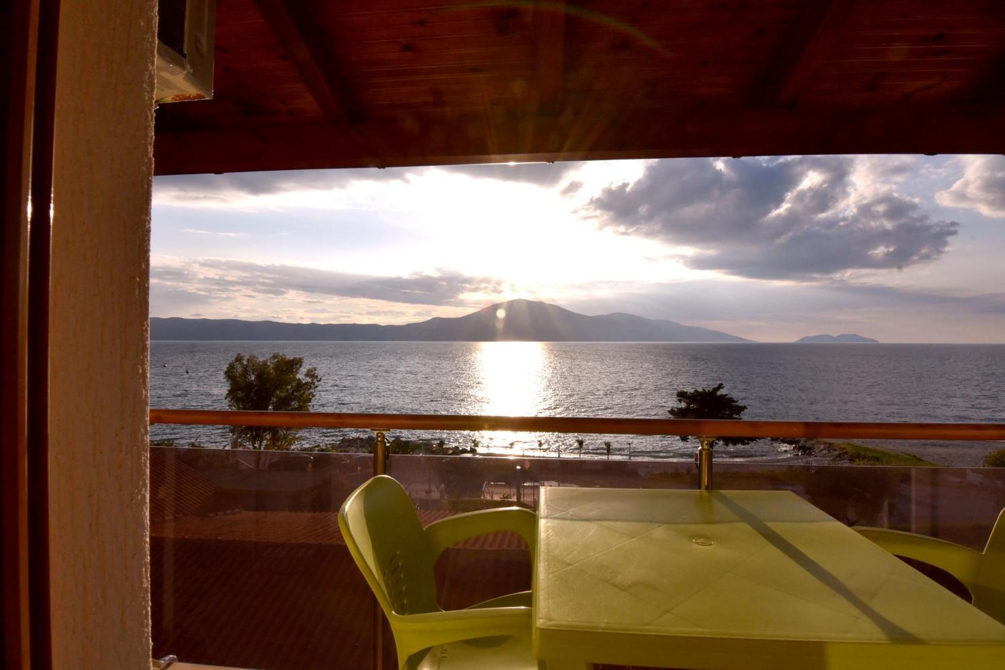 Hotel Ramosaco, Radhime, Vlore エクステリア 写真