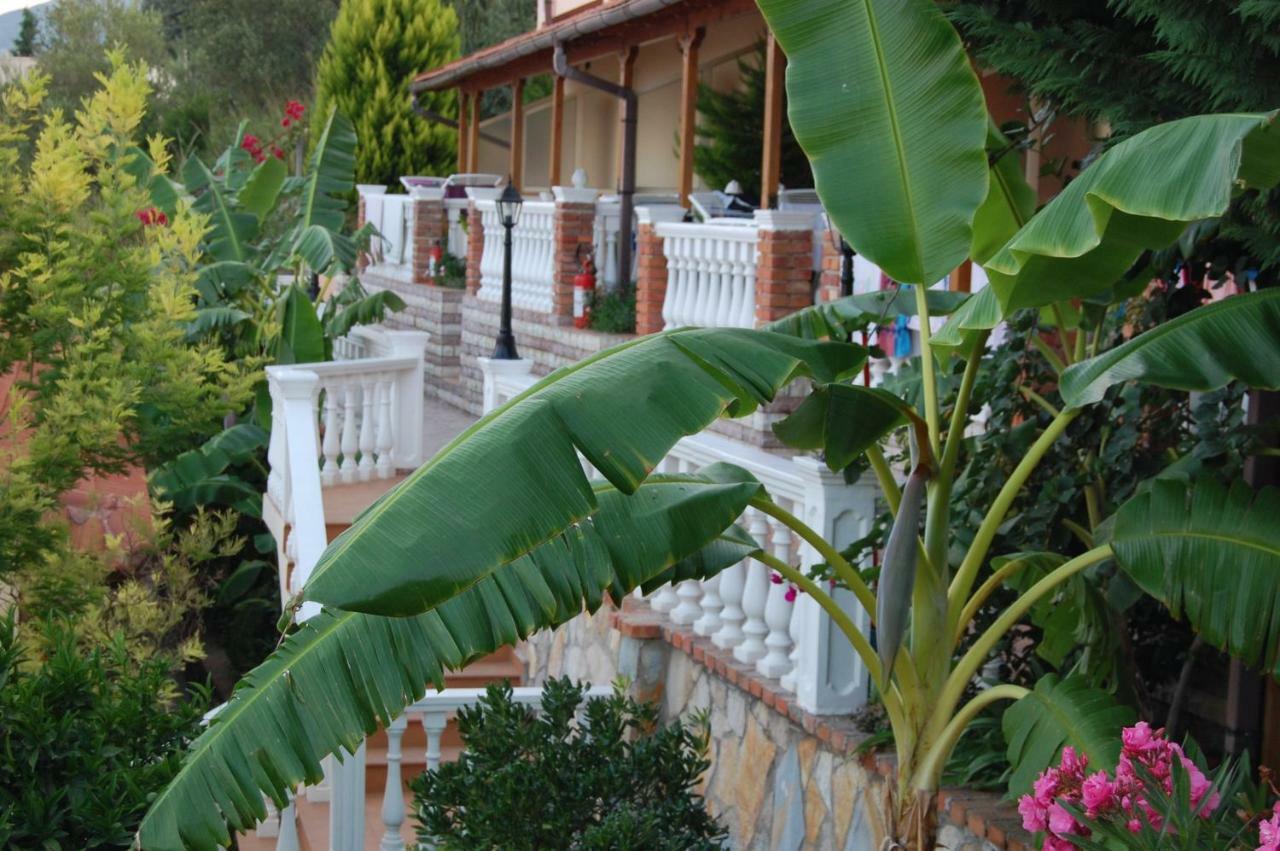 Hotel Ramosaco, Radhime, Vlore エクステリア 写真
