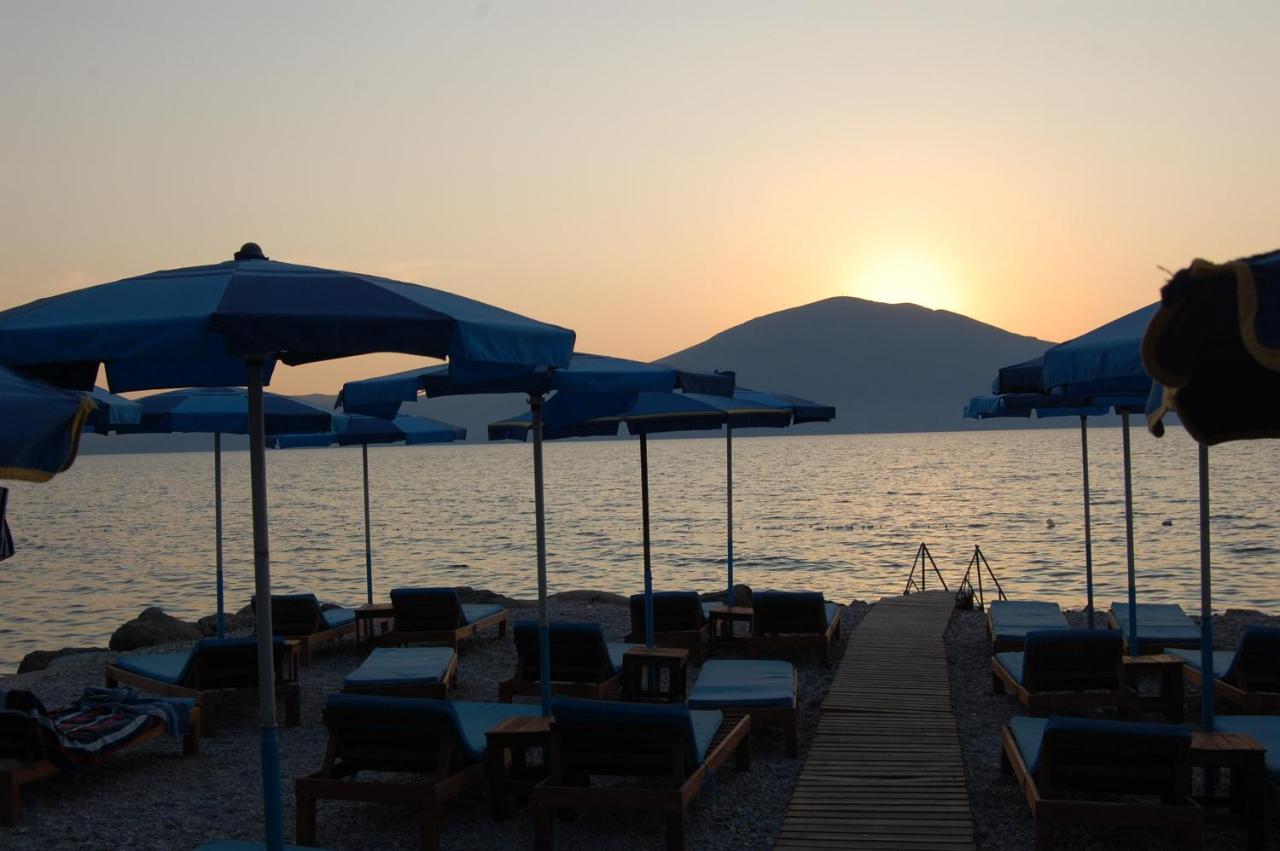 Hotel Ramosaco, Radhime, Vlore エクステリア 写真